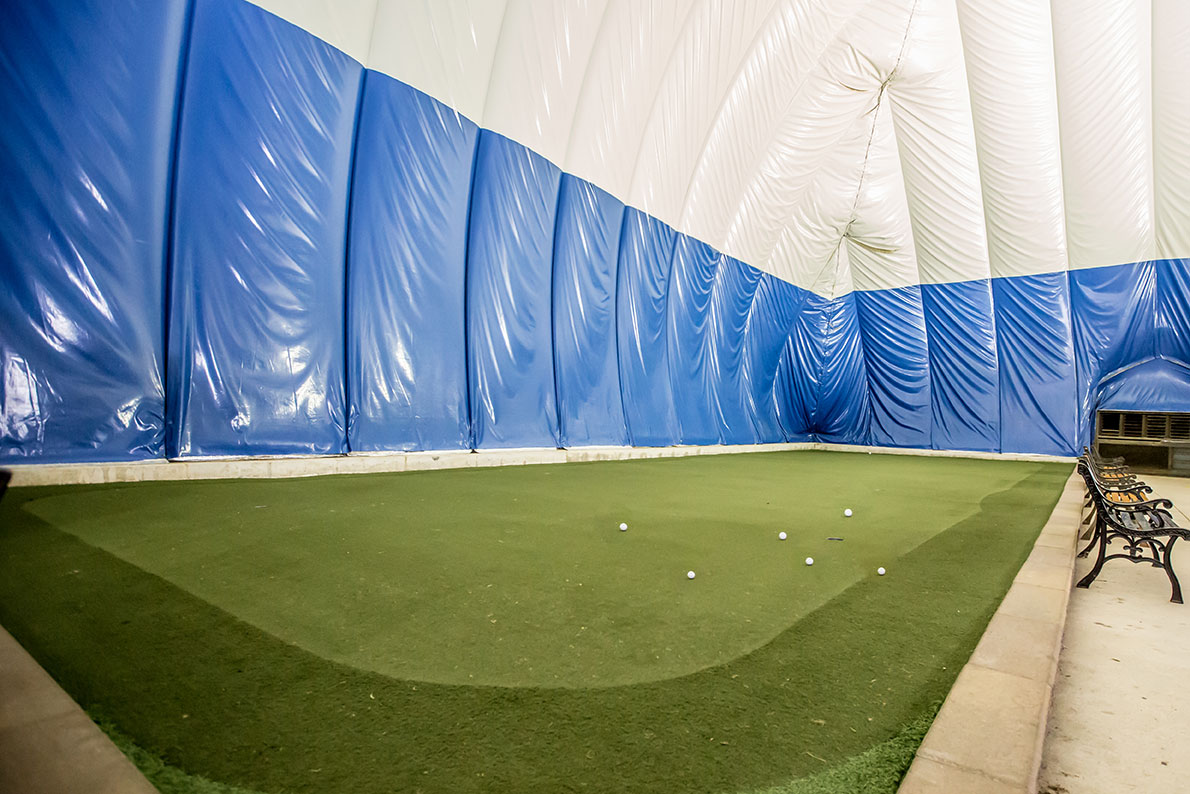 Golf Dome Putting Green